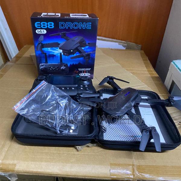 E88 Pro Smart Quadcopter With Camera and Real-Time Screen Viewing