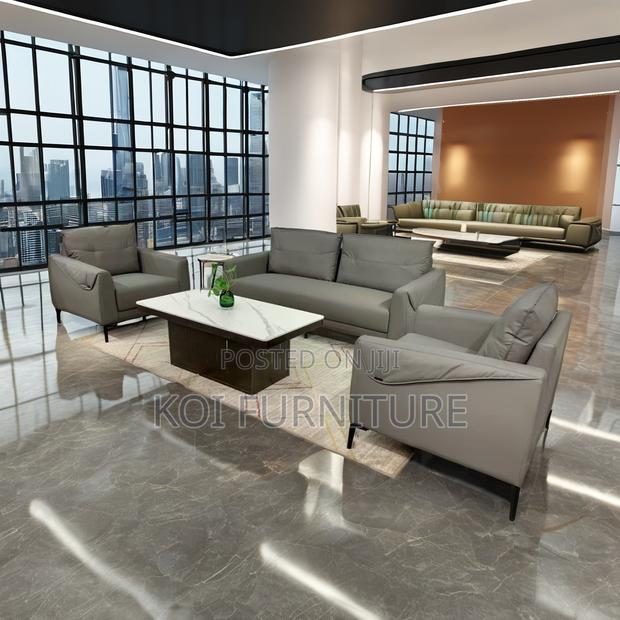 Office Sofa; Five Seaters Executive Modern Style Office Sofa Set