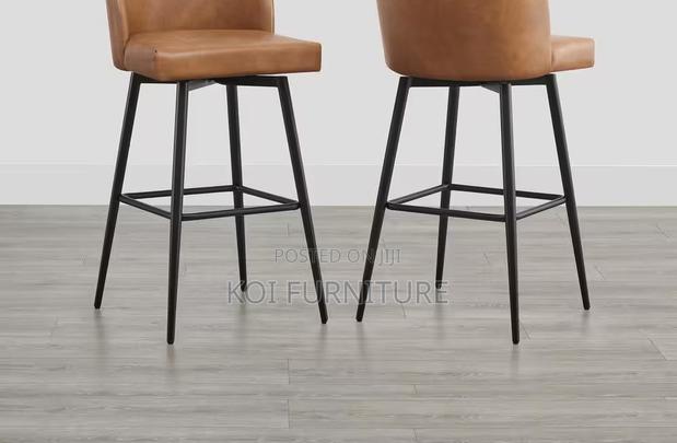 Barstools; Leather Classical Barstools - thumbnail 6