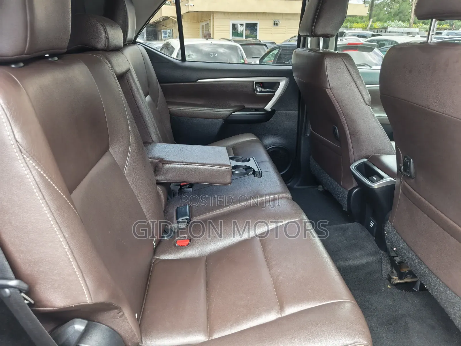Toyota Fortuner 2019 White
