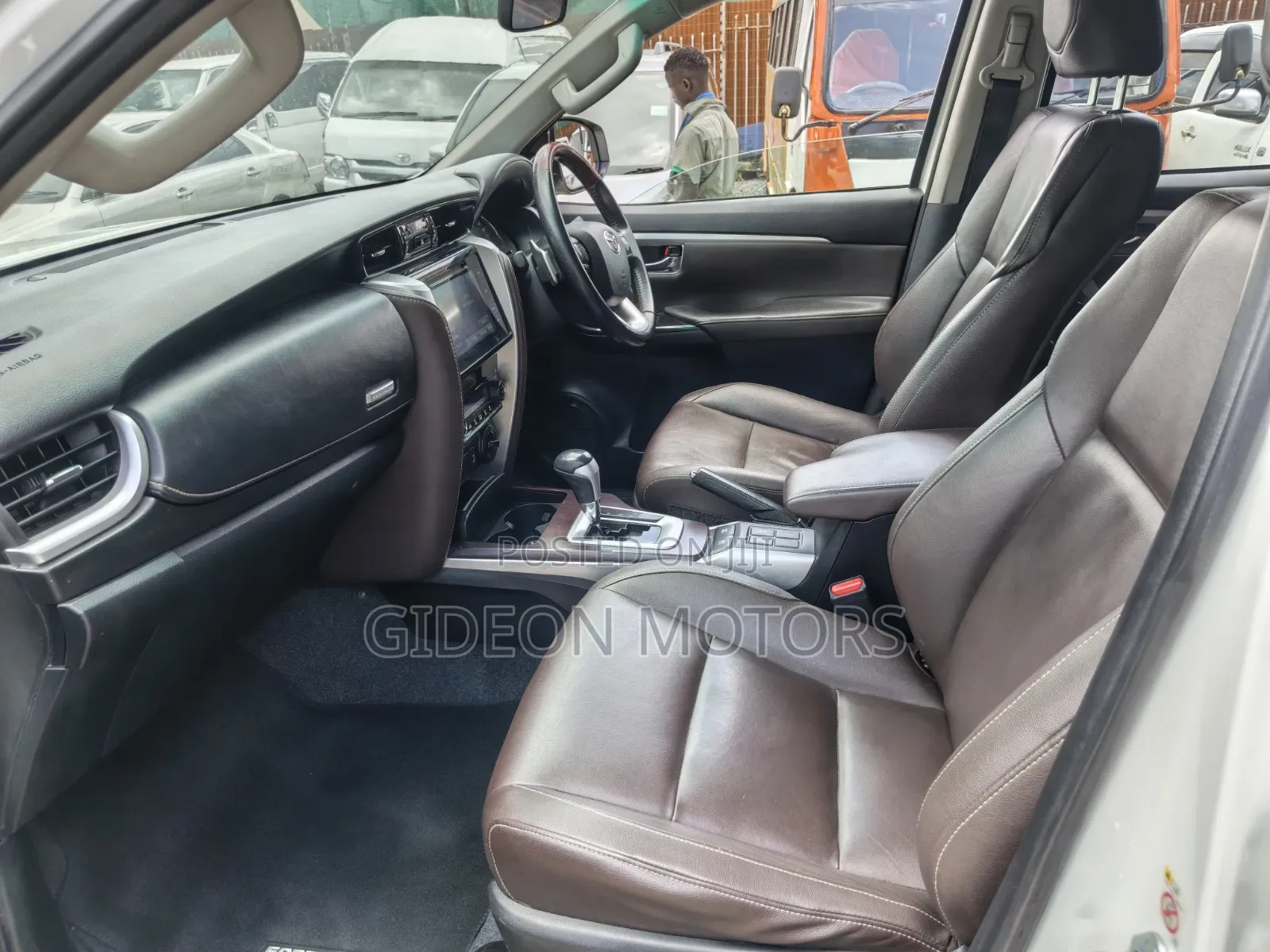 Toyota Fortuner 2019 White