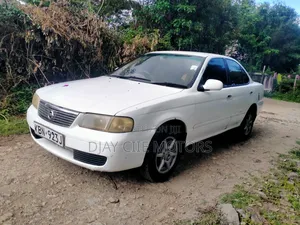 Nissan Sunny 2006 White