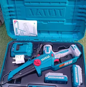 Total Cordless Pruning Saw