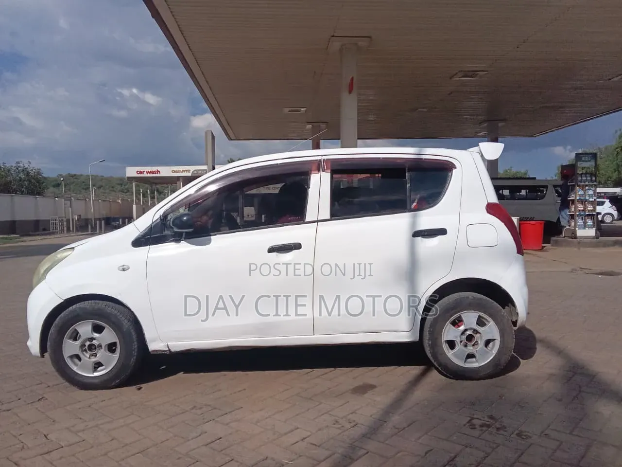 Suzuki Alto 1.0 2012 White
