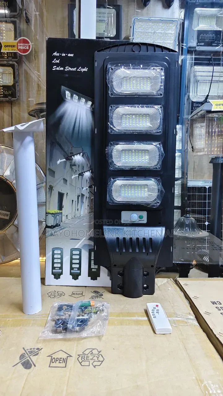*400w Solar Street Light + Pole*