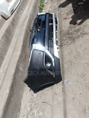 Bumper Mistrubishi Outlander 2016-2018 Model.