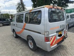 Nissan Caravan (Urvan) 2007 Silver