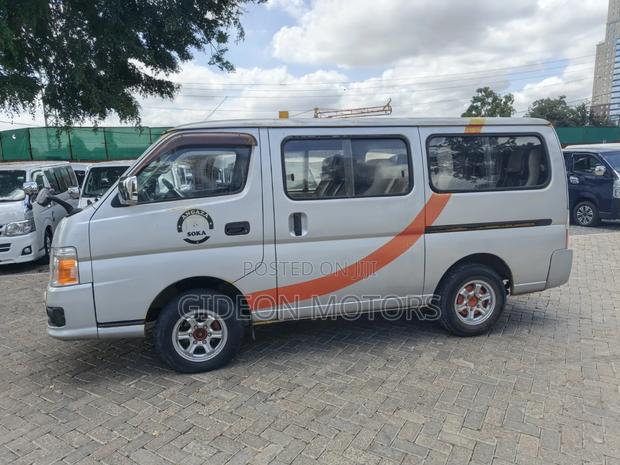 Nissan Caravan (Urvan) 2007 Silver - thumbnail 8