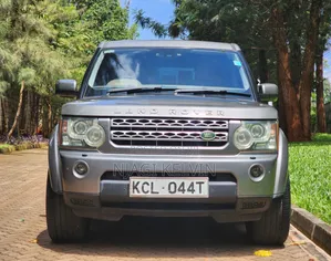Land Rover Discovery 2010 Gray