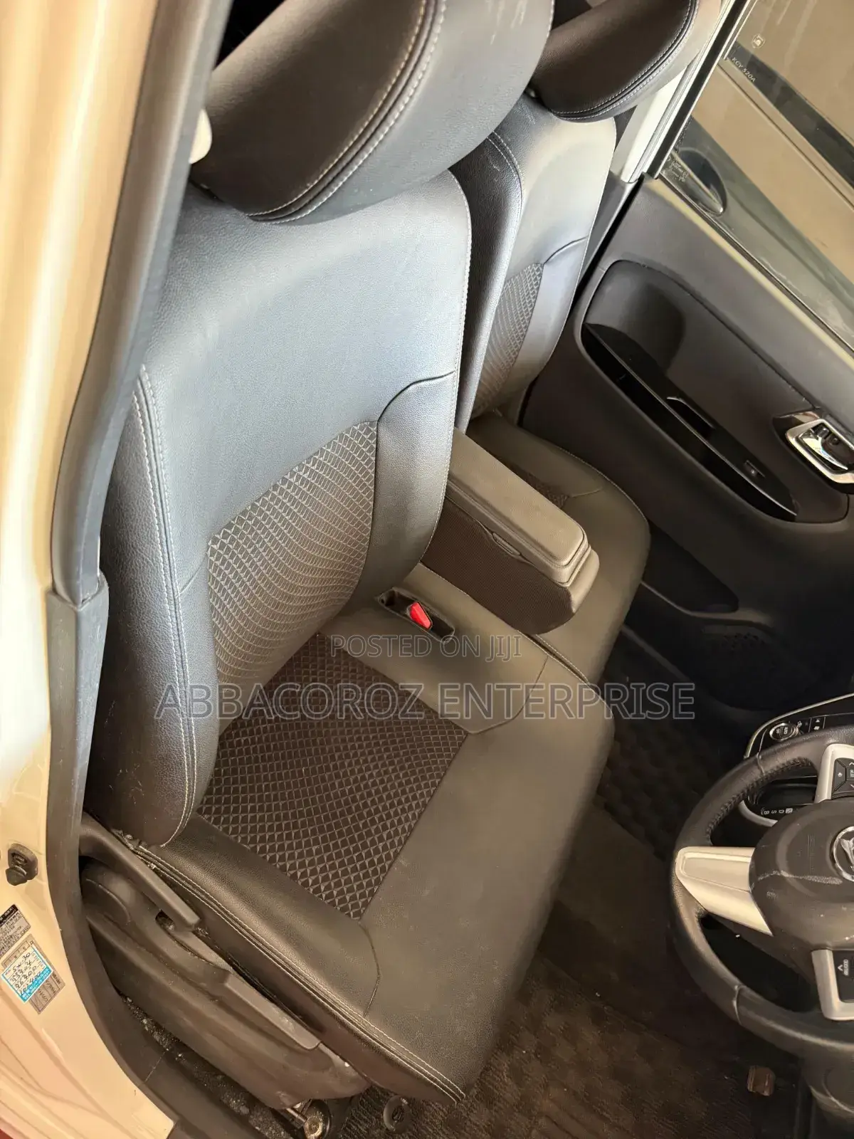 Daihatsu Move 2019 Pearl