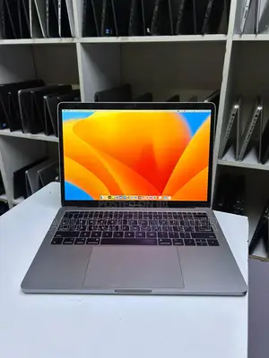 Laptop Apple MacBook Pro 8GB Intel Core i5 SSD 128GB