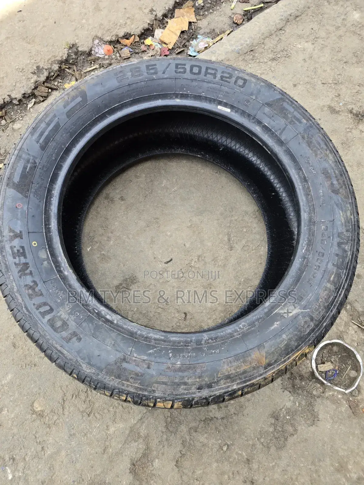 285 /50 R20 Journey Tyres (Highway)