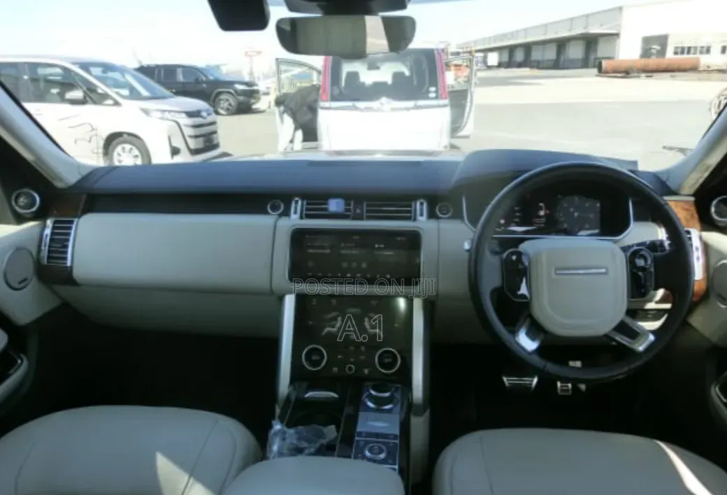 Land Rover Range Rover Vogue 2019 Gray