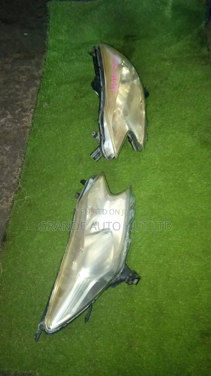 Nissan Note E12 Headlight