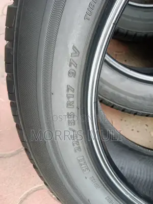225/55r17 Bridgestone