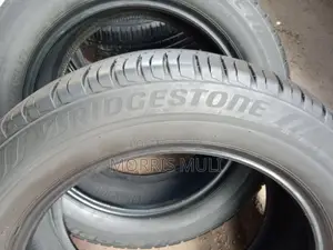 225/55r17 Bridgestone