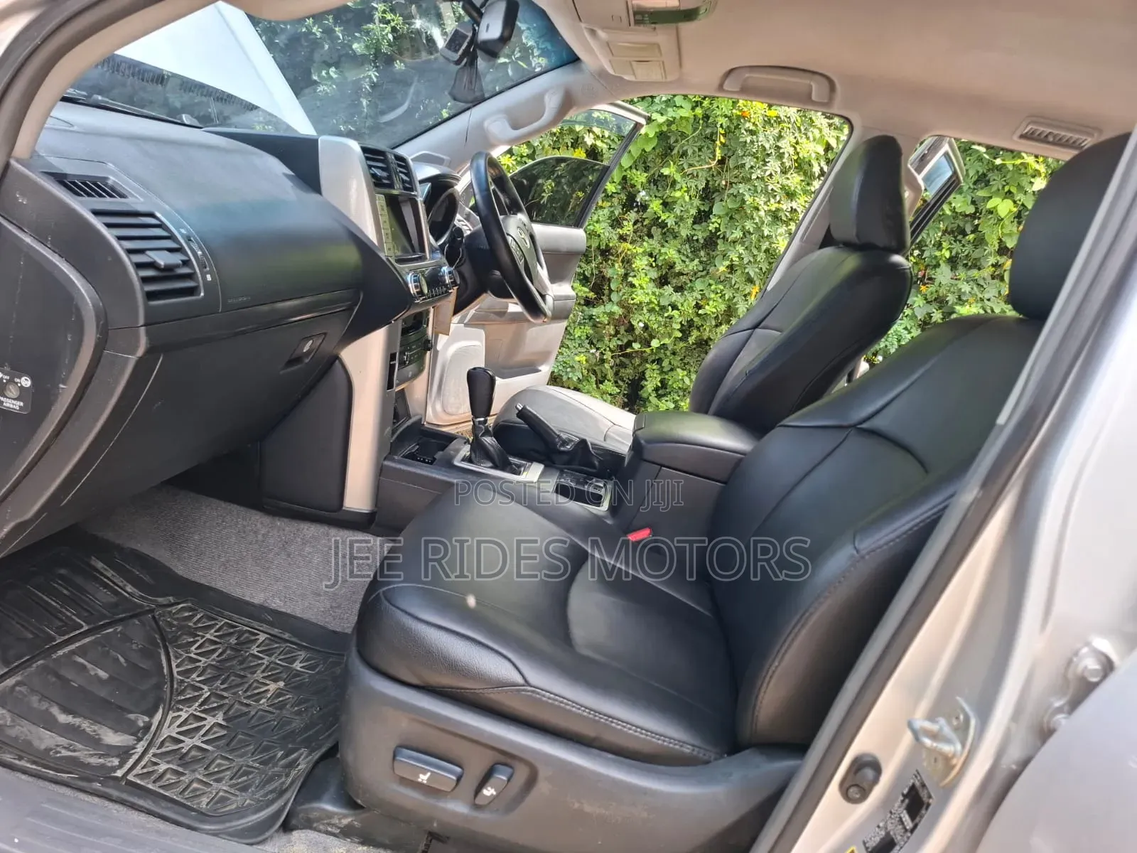 Toyota Land Cruiser Prado 3.0 TD 2010 Silver