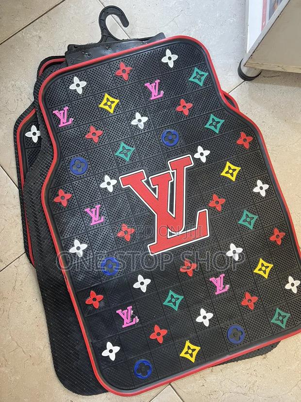 Louis Vuitton Mats With Iconic Pattern Design With Lv Red Logo Style