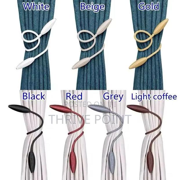 Arbitrary Shape Strong Curtain Tiebacks
