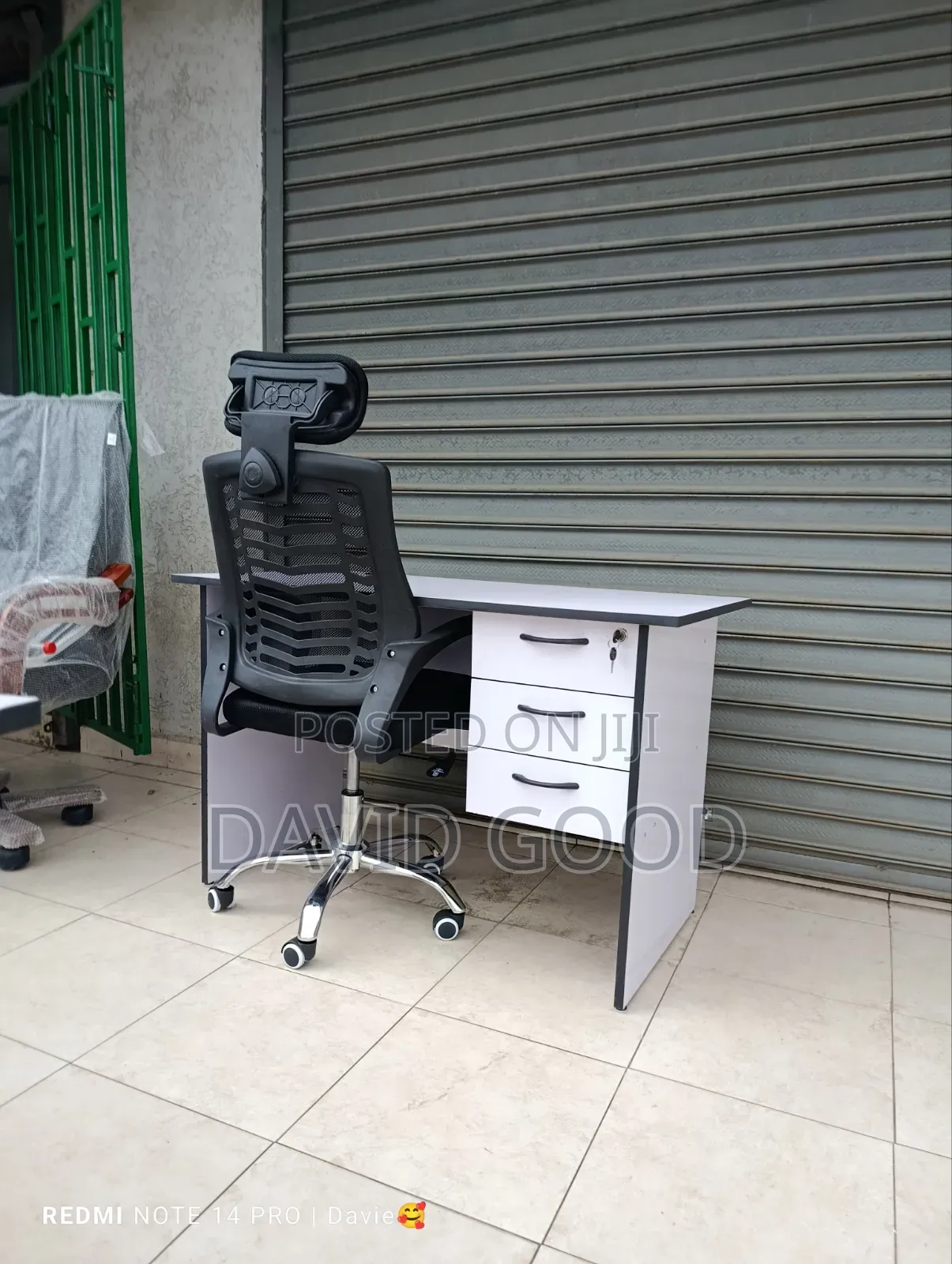 3drowers White Black Table