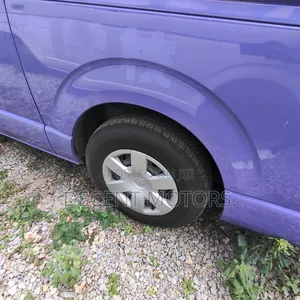 Toyota HiAce 2019