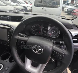 Toyota Hilux 2.8 Diesel 2020 Gray