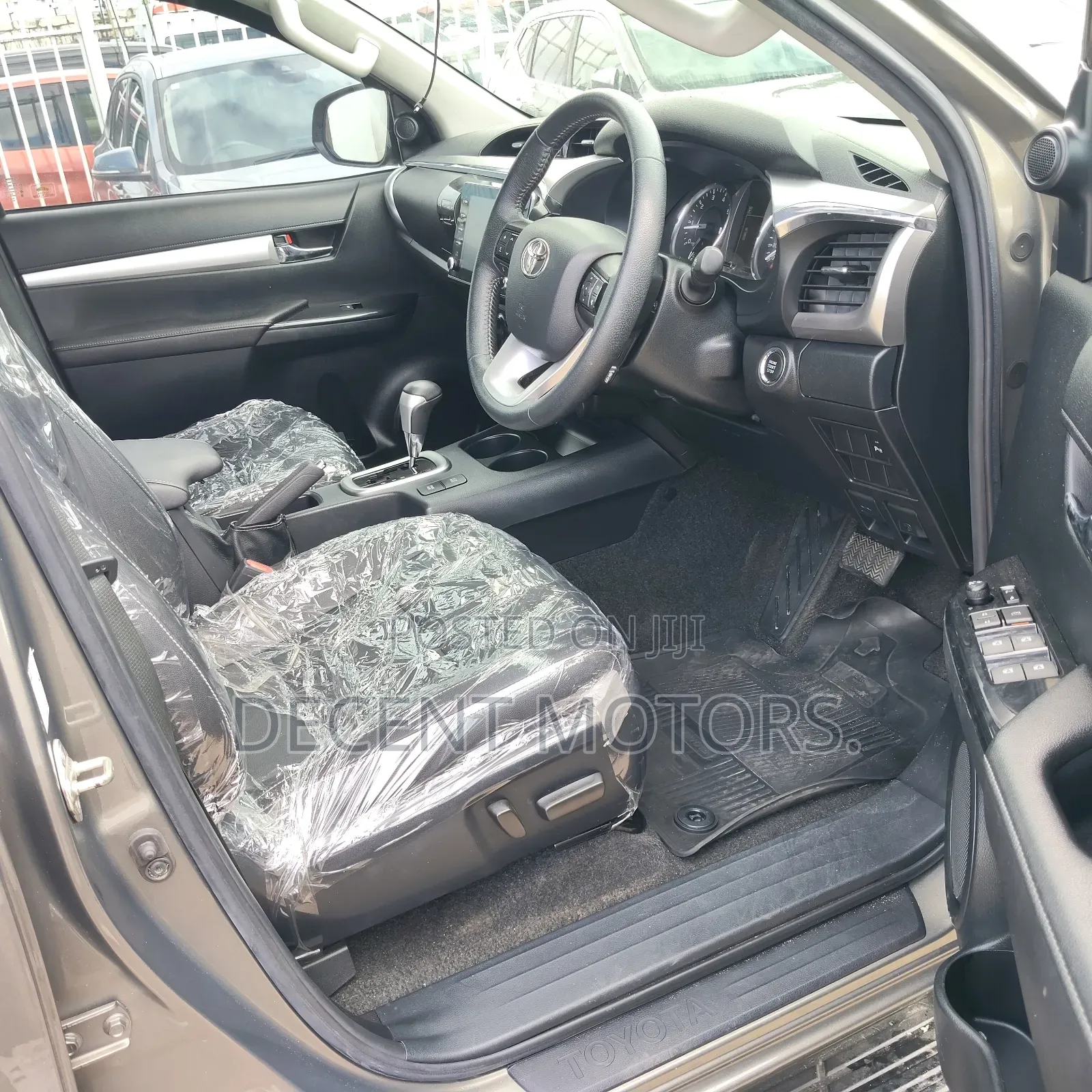 Toyota Hilux 2.8 Diesel 2020 Gray