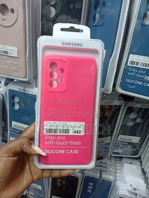 Galaxy A52 Vibrant Hot Pink Smooth Silicone Cover