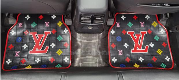 Rubber Mats Wit Vibrant Multicolored Design Wit Louis Vuitton Monogram