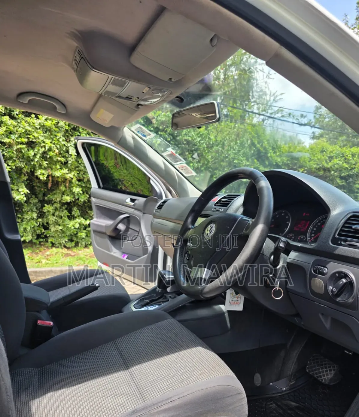 Volkswagen Golf 2010 White