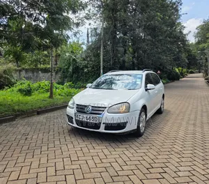Volkswagen Golf 2010 White