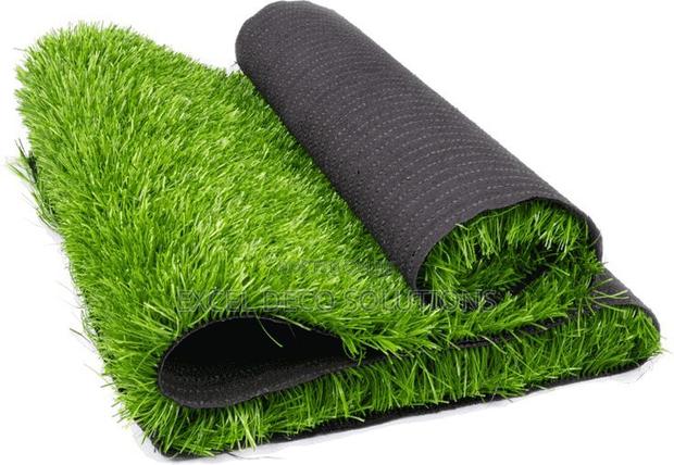 Grass Carpet – Elegant Green Flooring for Modern Décor
