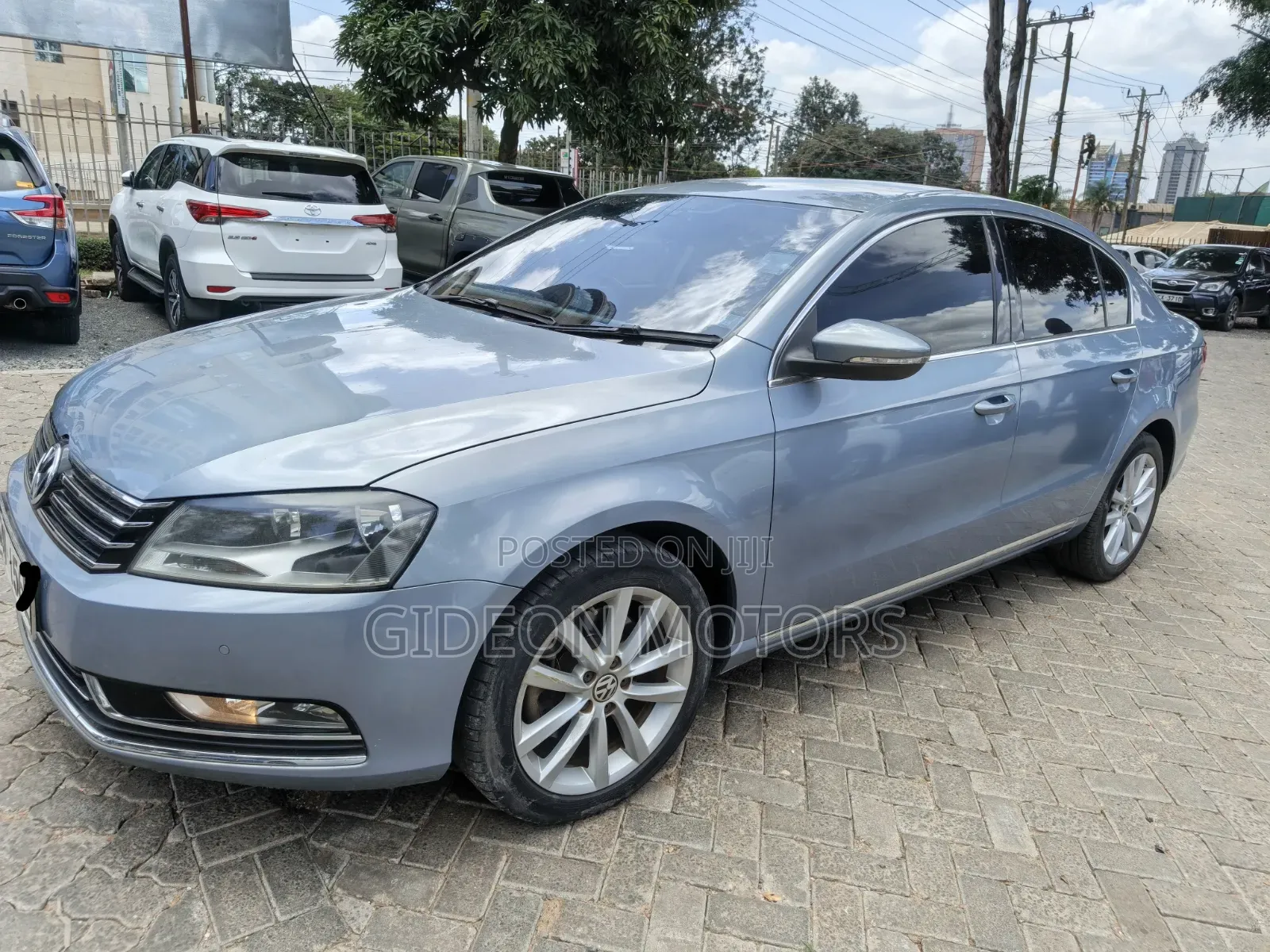 Volkswagen Passat 2012 Gray