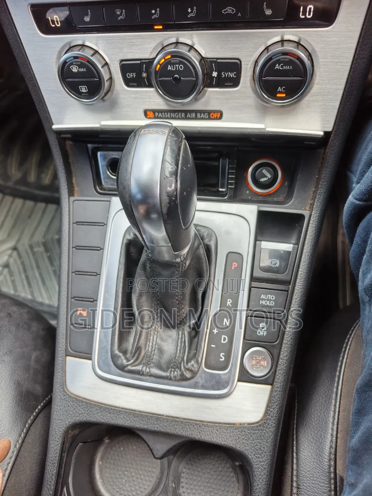 Volkswagen Passat 2012 Gray