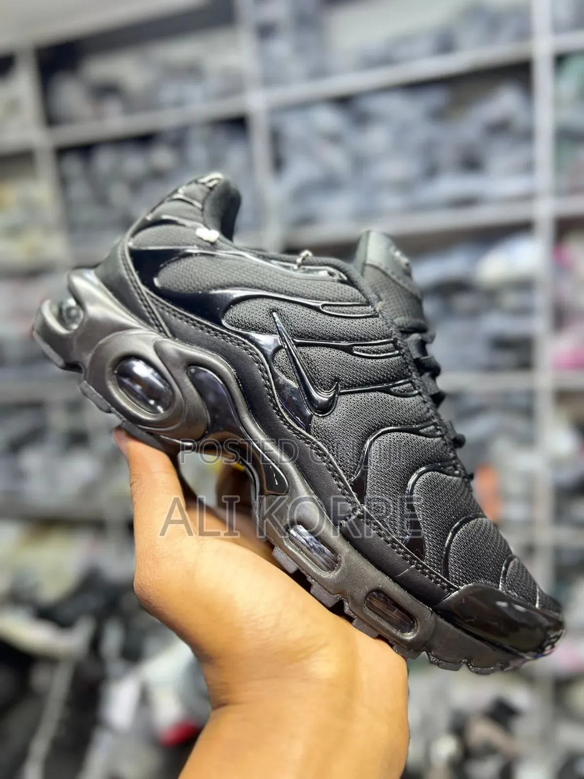 Hunch-Kicks