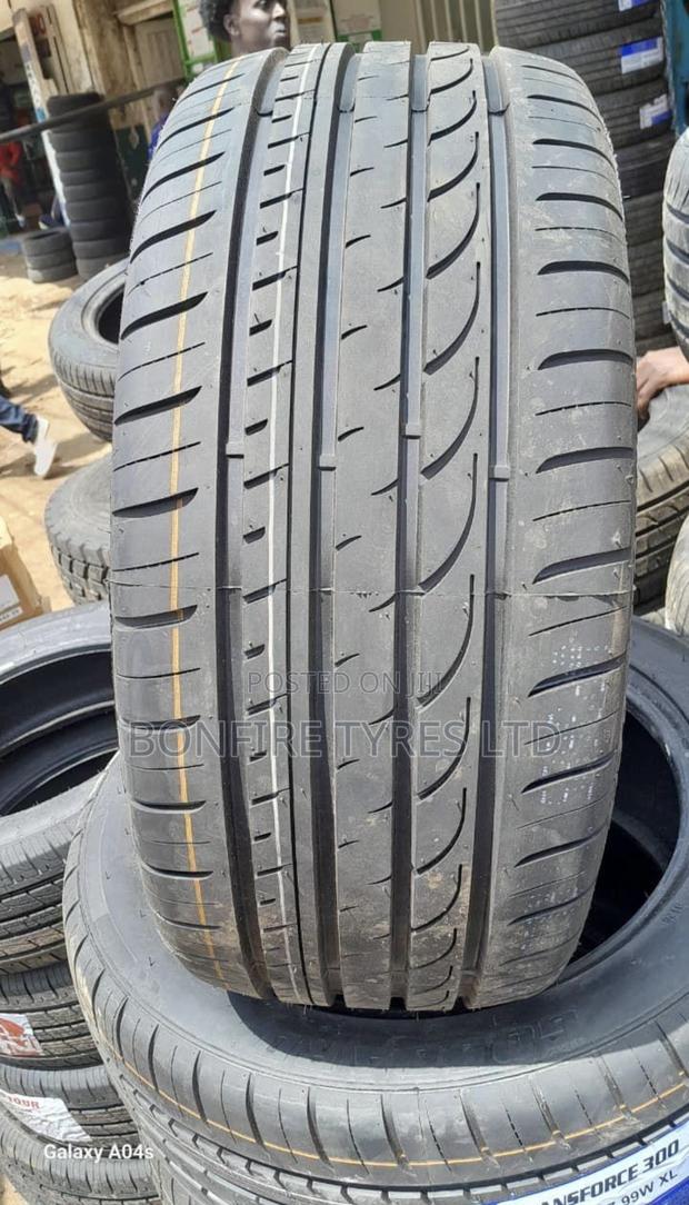 245/40zr17 Goddard