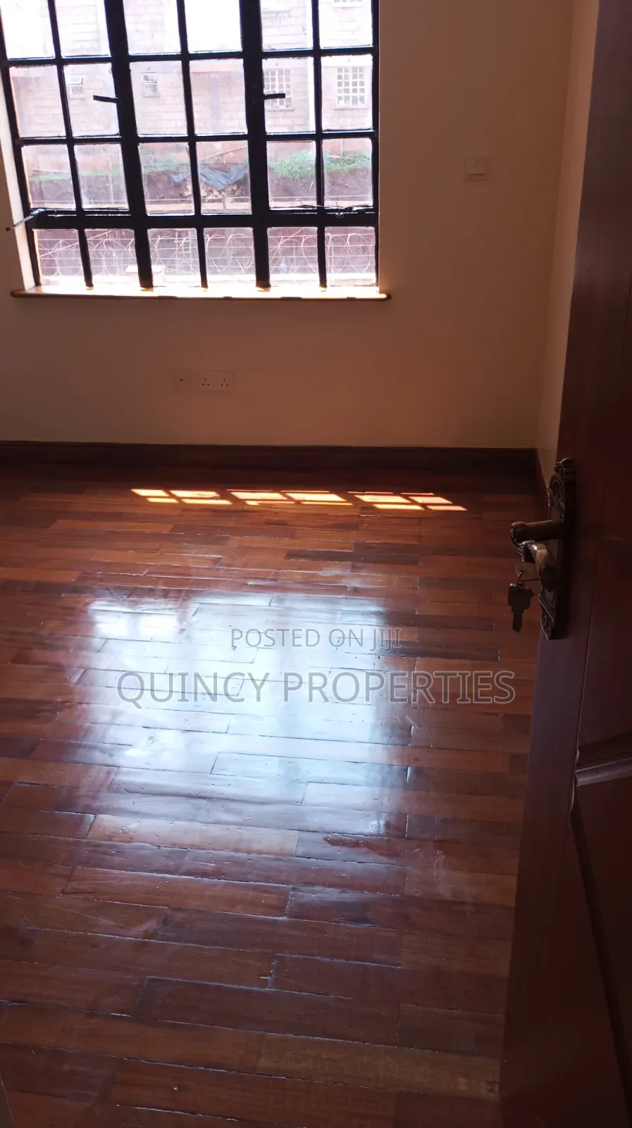 3bdrm Apartment in Ruaka for rent