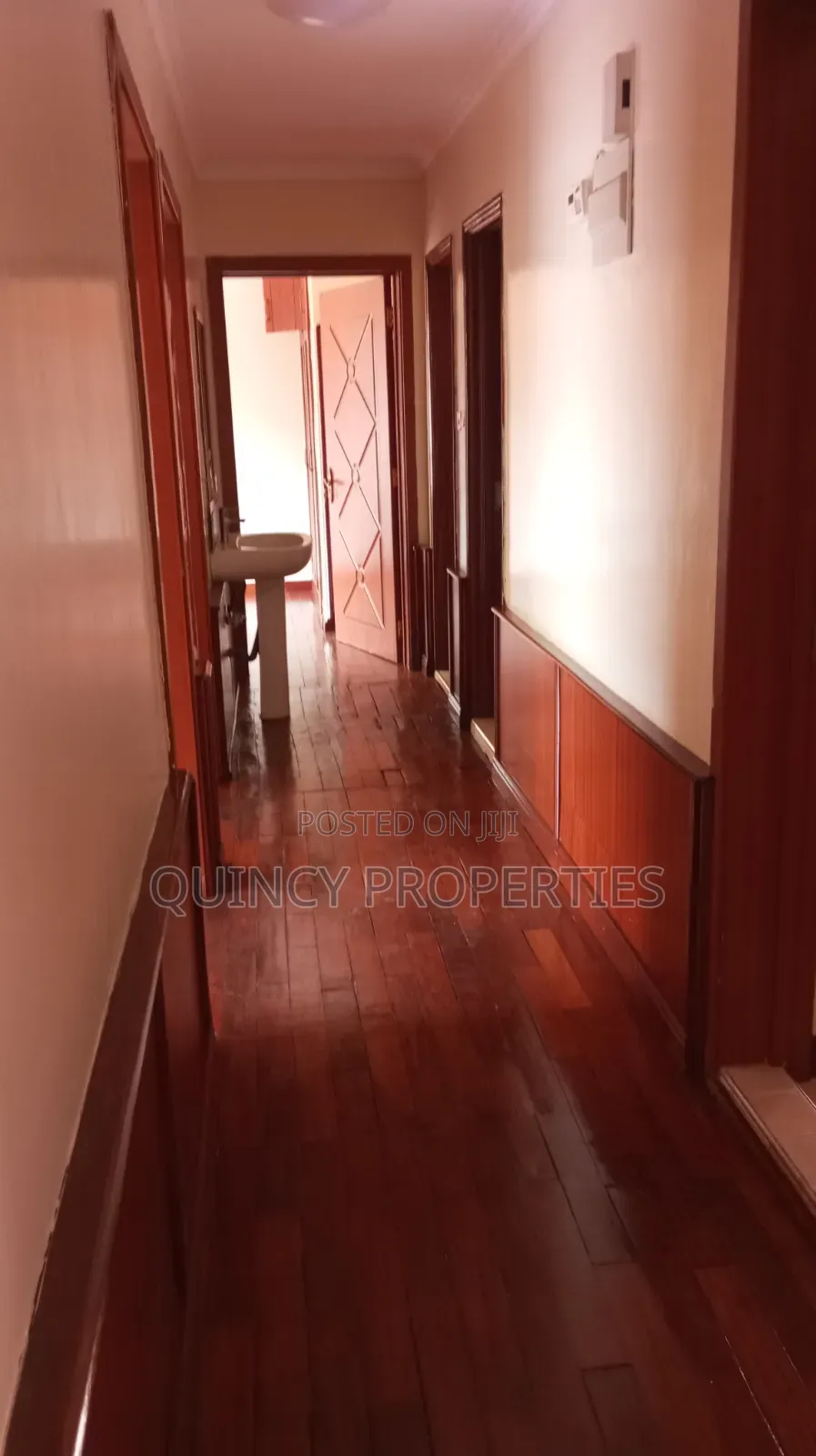 3bdrm Apartment in Ruaka for rent