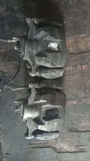 Brake Caliper for Toyota Hilux Revo