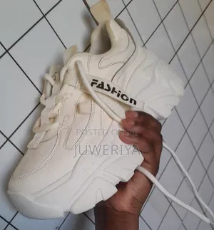Ladies Fashion Sneakers
