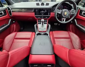 Porsche Cayenne Turbo AWD 2019 Black