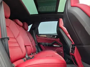 Porsche Cayenne Turbo AWD 2019 Black