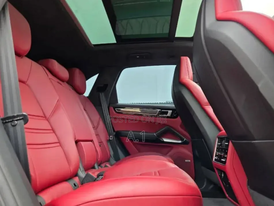 Porsche Cayenne Turbo AWD 2019 Black