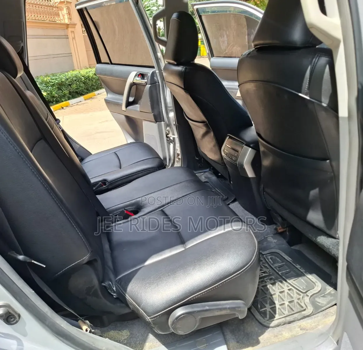 Toyota Land Cruiser Prado 3.0 TD 2010 Silver