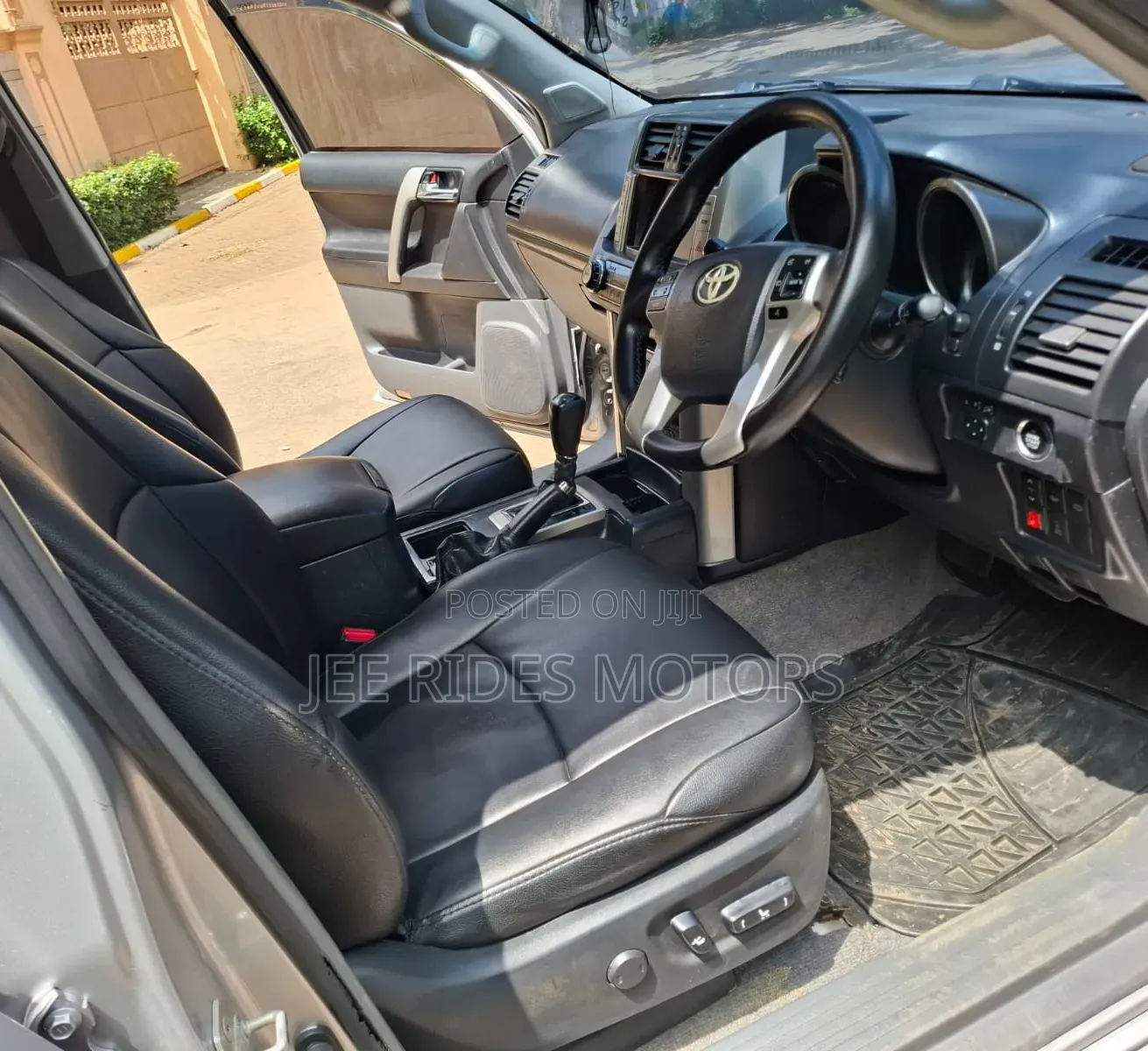 Toyota Land Cruiser Prado 3.0 TD 2010 Silver
