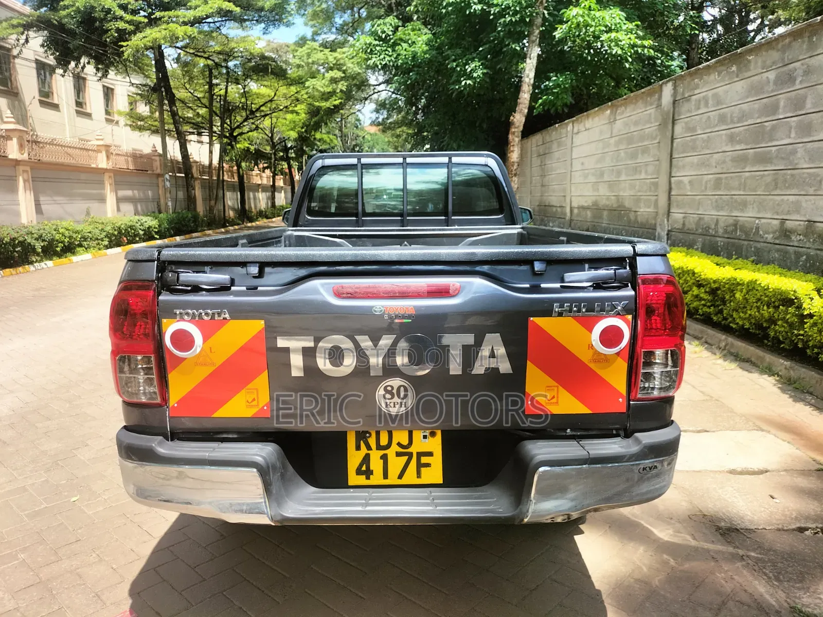 Toyota Hilux 2015 Blue