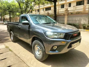 Toyota Hilux 2015 Blue