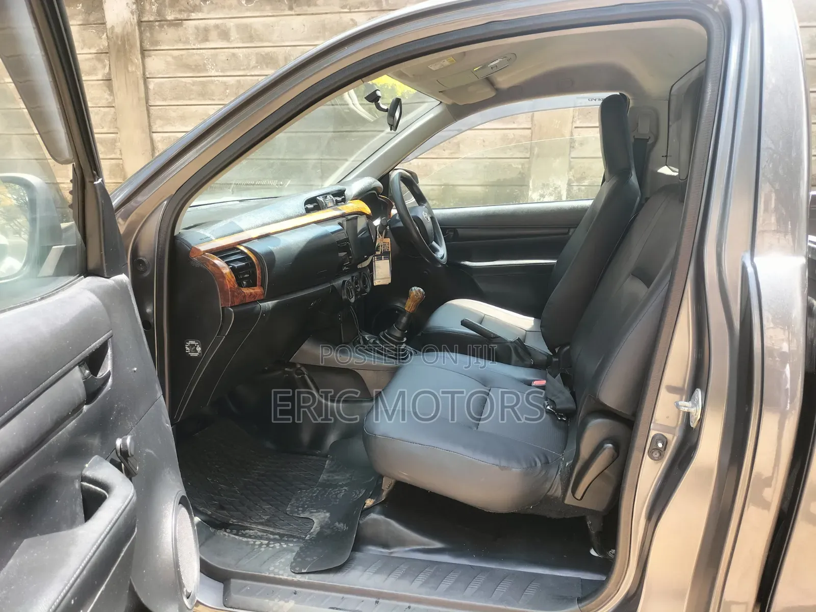 Toyota Hilux 2015 Blue