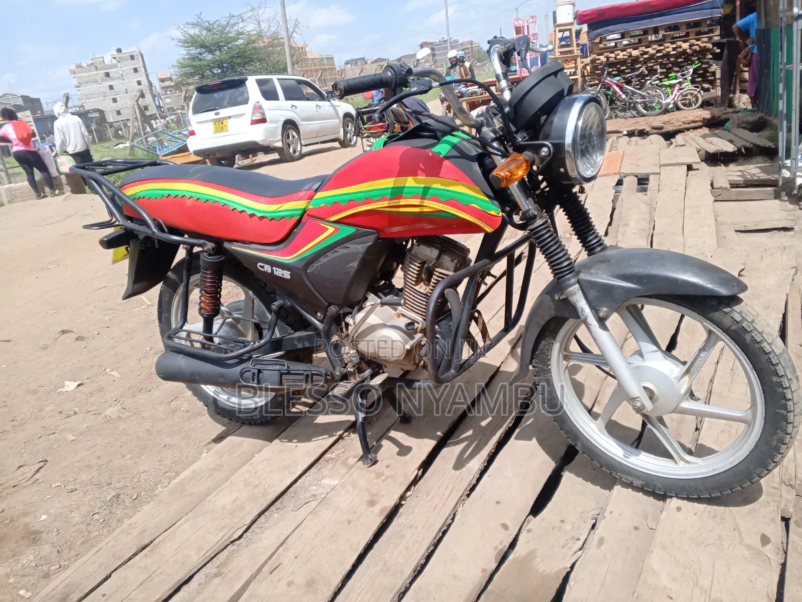 Honda CB 2023 Red