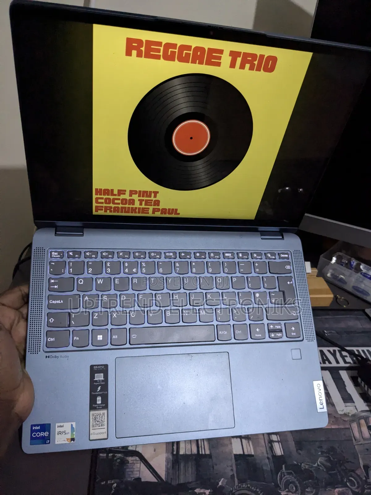 New Laptop Lenovo Flex 5 8GB Intel Core i7 SSD 512GB